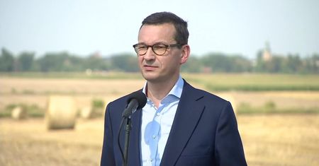 Premier o protestach: Wynikają z nieporozumienia, Konstytucja nie jest łamana