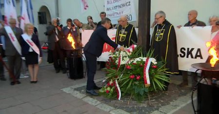 B. Szydło: To dopóki będzie nasz rząd, dopóty ideały Solidarności będą najważniejsze