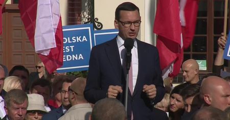 Premier zachęca do głosowania na “odpowiednich kandydatów” z PiS
