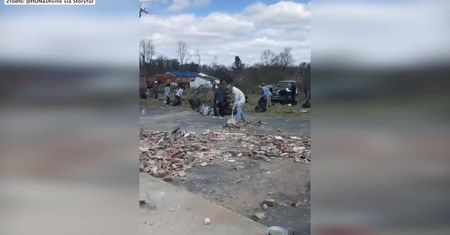 24 śmiertelne ofiary, zniszczone domy i samochody. Trwa usuwanie tragicznych skutków tornada w Tennessee