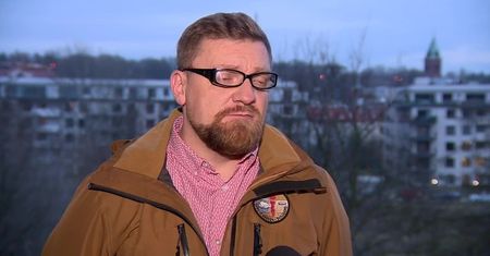 Co zrobić z wykupioną wycieczką? Ekspert: Trzeba czekać, być może biura podróży będą refundować koszty