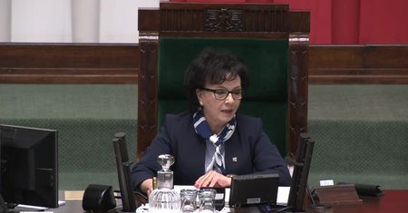 Marszałek Sejmu zwróciła się do Trybunału Konstytucyjnego z pytaniem o możliwość przesunięcia terminu wyborów