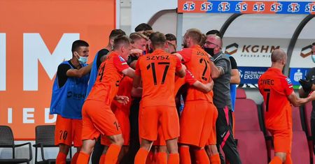 Warta Poznań poległa w Lubinie. O wygranej Zagłębia przesądził gol w końcówce meczu