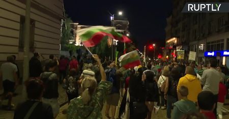 Sofia zablokowana. Wielotysięczne protesty antyrządowe w Bułgarii