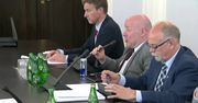 “Ta inicjatywa dąży do podważenia i osłabienia rangi obowiązującej konstytucji”. Posiedzenie senackiej komisji ws. referendum
