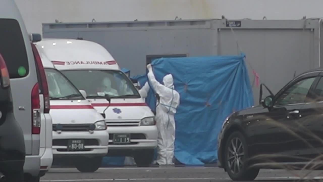 USA ewakuują swoich obywateli ze statku wycieczkowego Diamond Princess. Liczba zakażonych koronawirusem wzrosła do 355