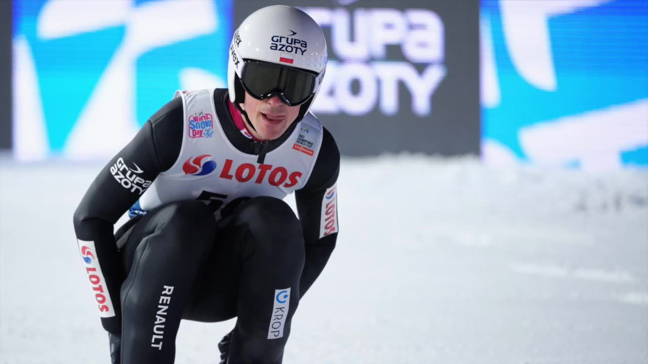 Kamil Stoch wygrał konkurs indywidualny Pucharu Świata w Zakopanem. Trzecie miejsce zajął Dawid Kubacki