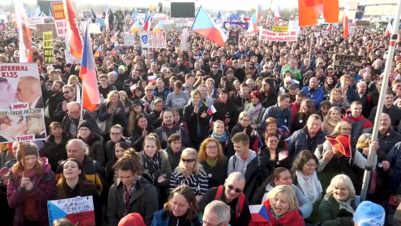 300 tys. ludzi protestowało w Pradze przeciwko premierowi Babiszowi