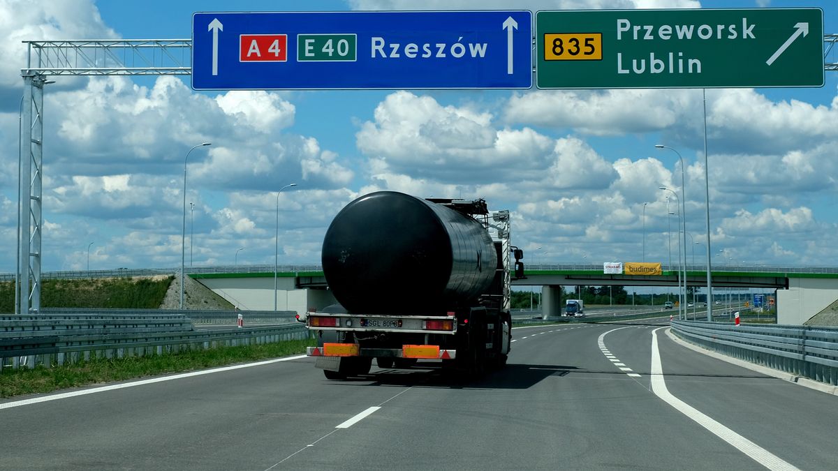 Oddany do użytku odcinek autostrady A4 między węzłem Rzeszów Wschód i węzłem Jarosław Zachód