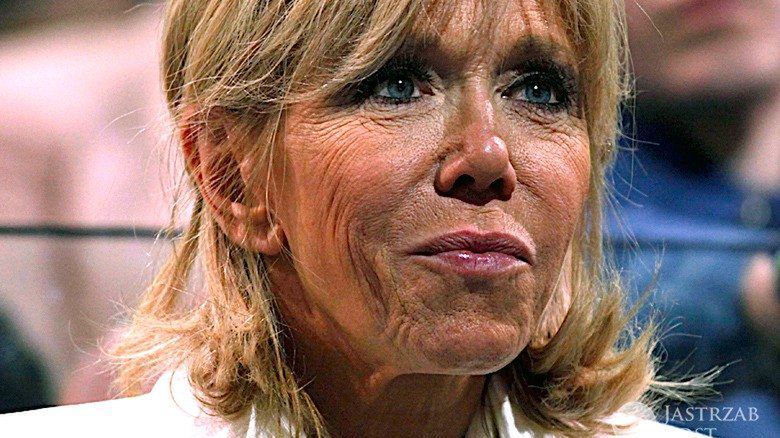 Brigitte Macron stara