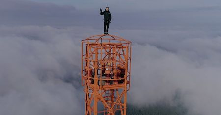Polski youtuber wspiął się na jedną z najwyższych konstrukcji w Niemczech. Widok zapiera dech w piersiach!