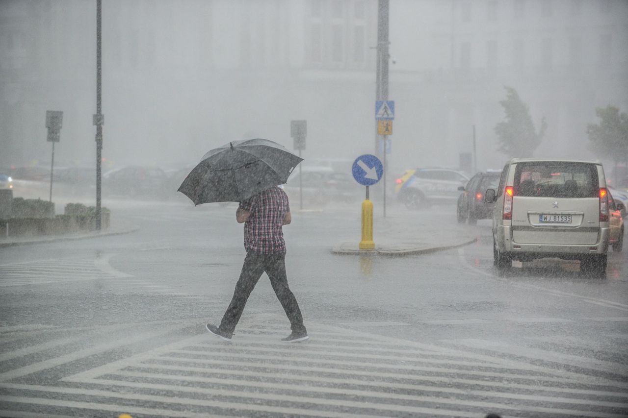 Burze, deszcz i grad. Nadchodzi załamanie pogody