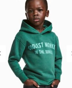 "Najfajniejsza małpa w dżungli". H&M przeprasza za kontrowersyjną reklamę