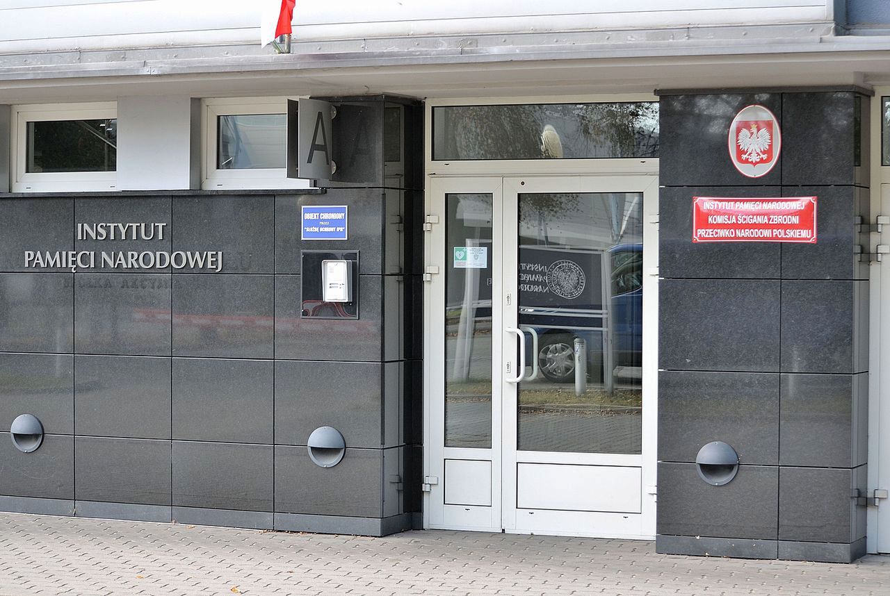 Rola IPN często nie wynika z samych przepisów prawa, lecz wzrasta w procesie jego stosowania. Tak stało się w przypadku bielskiego ronda 