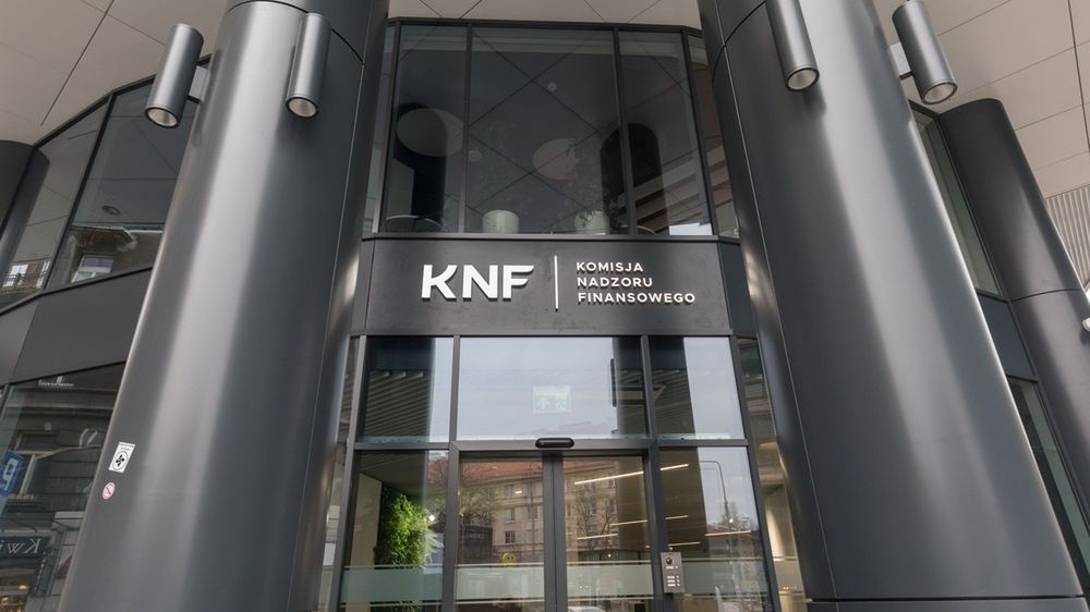 KNF ma uwagi do projektu ustawy antylichwiarskiej, przygotowanej przez MS 