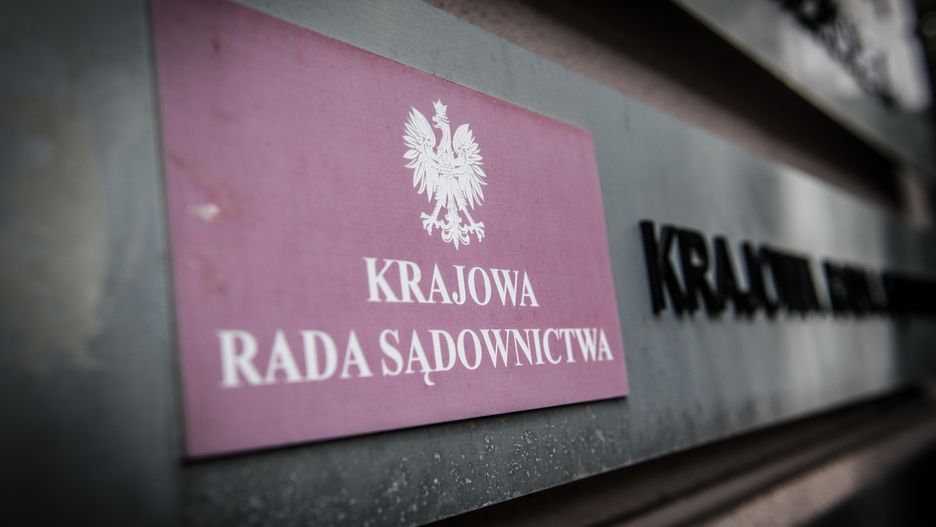 Krajowa Rada Sądownictwa wstrzymuje konkurs do 3 izb Sądu Najwyższego