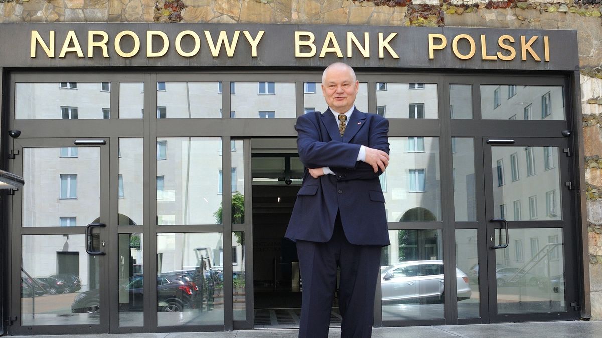 Ostatnie miesiące to nie jest dla NBP i kierującego nim Adama Glapińskiego najlepszy wizerunkowo czas.