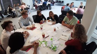 Szkoła dla start-upowców z wyjątkowym klubem absolwenckim – PFR i Allegro kształcą nowe pokolenie innowatorów