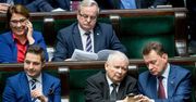 PiS może czuć się pewnie? Wcale nie jest kolorowo