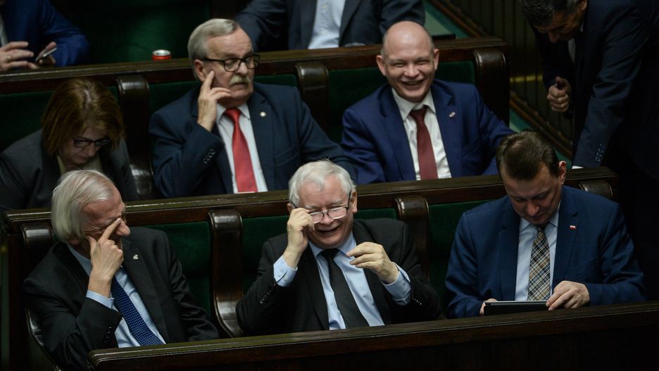 Prawo i Sprawiedliwość od dawna jest liderem sondaży