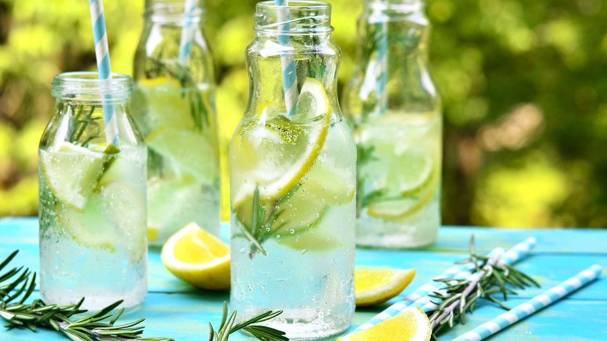 Co się stanie z twoim ciałem, jeśli przestaniesz pić wodę?