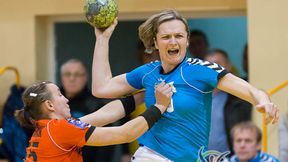 Szczypiornistki z atutem własnej hali