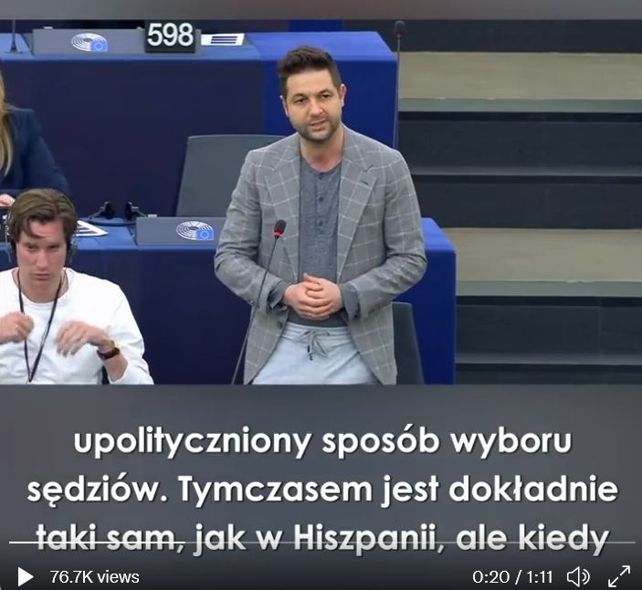 Patryk Jaki tłumaczy swoje spodnie z Parlamentu Europejskiego