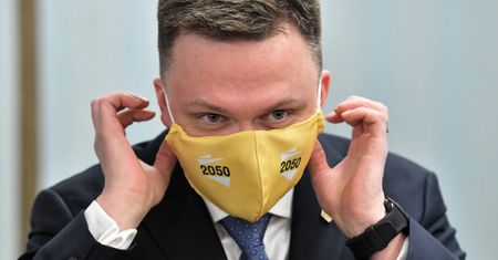 Szymon Hołownia zaszczepiony na COVID-19. Andrzej Duda: wyluzujcie