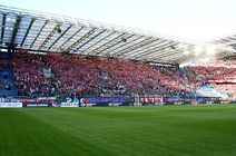 Frekwencja na stadionach piłkarskich: wielki rekord w meczu Wisła - Legia
