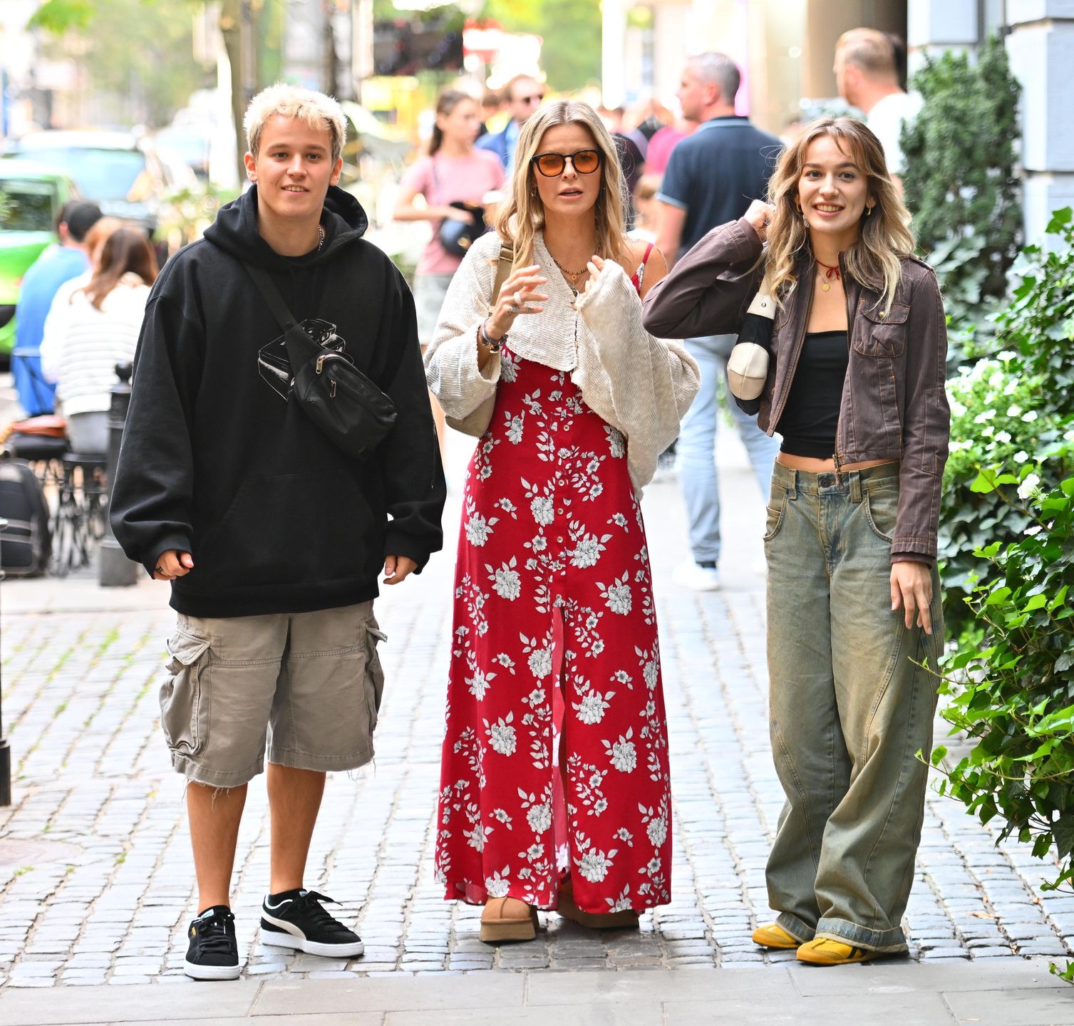 Xavier Wiśniewski z mamą i siostrą