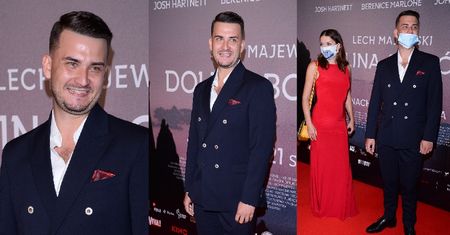 Wylaszczony Bartłomiej Misiewicz flirtuje z z fotografami na premierze "Doliny Bogów" (ZDJĘCIA)