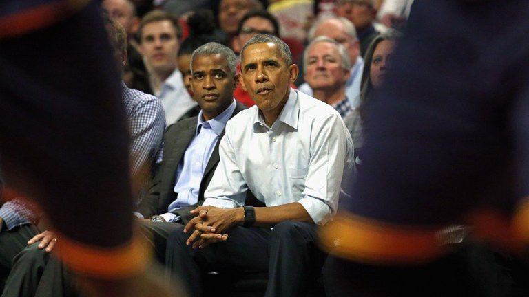 Barack Obama 27 października na meczu otwarcia sezonu NBA w Chicago