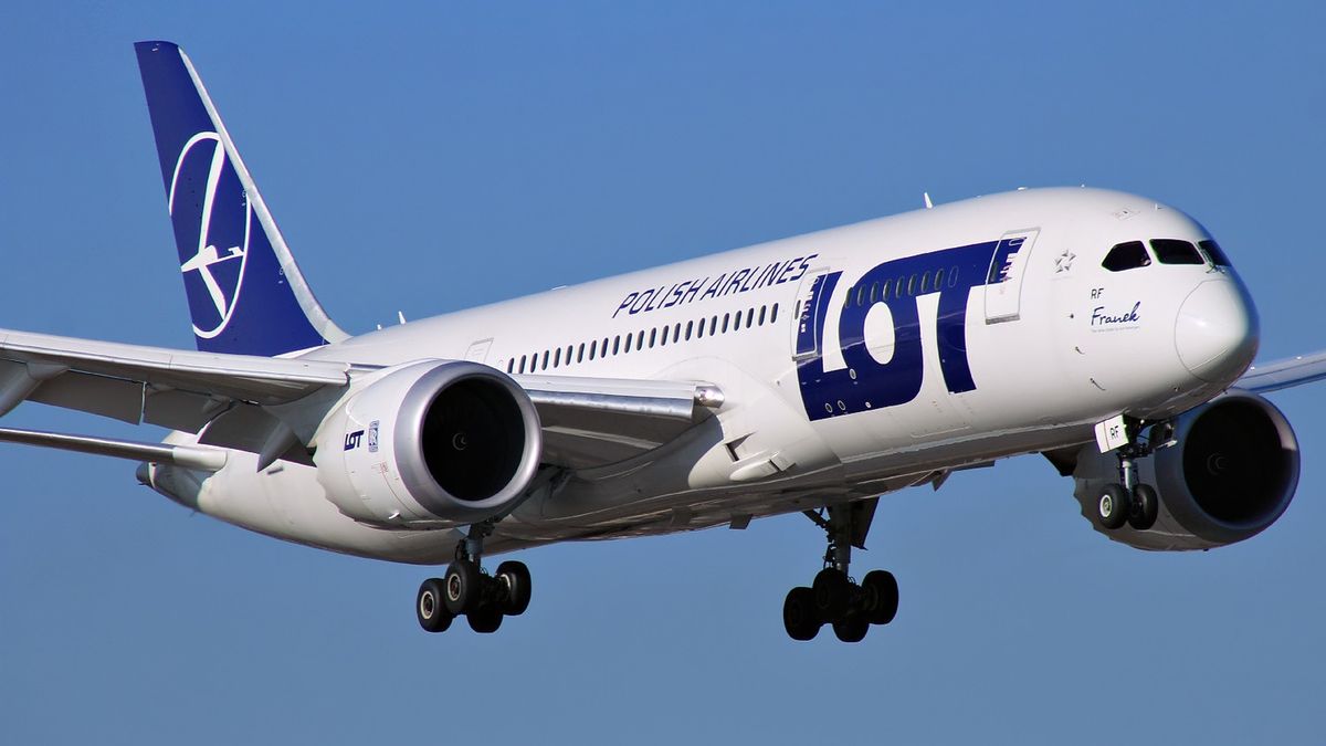 Samolot LOT