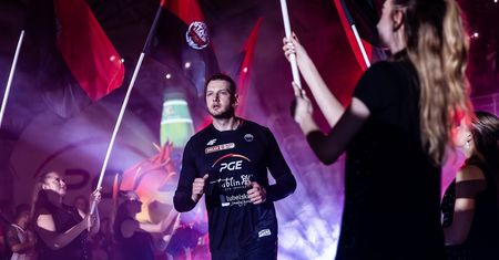 Zostaje na dłużej! Roman Szymański przedłuża kontrakt z PGE Startem!