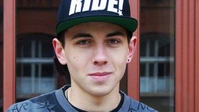 Groźny upadek w Ostrowie. Patryk Fajfer odwieziony do szpitala