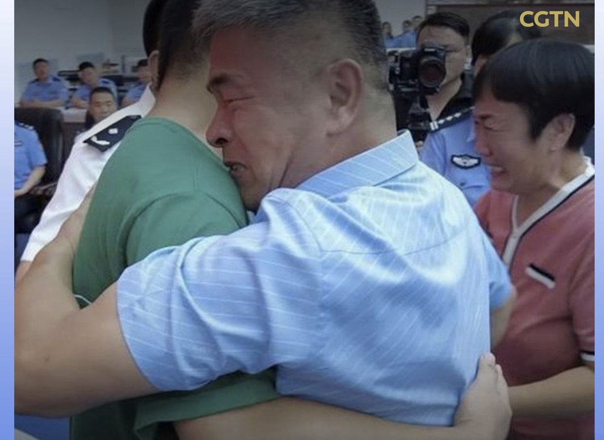 Chiny. Ojciec w poszukiwaniu syna przejechał 500 tysięcy kilometrów.(Fot: Facebook CGTN)