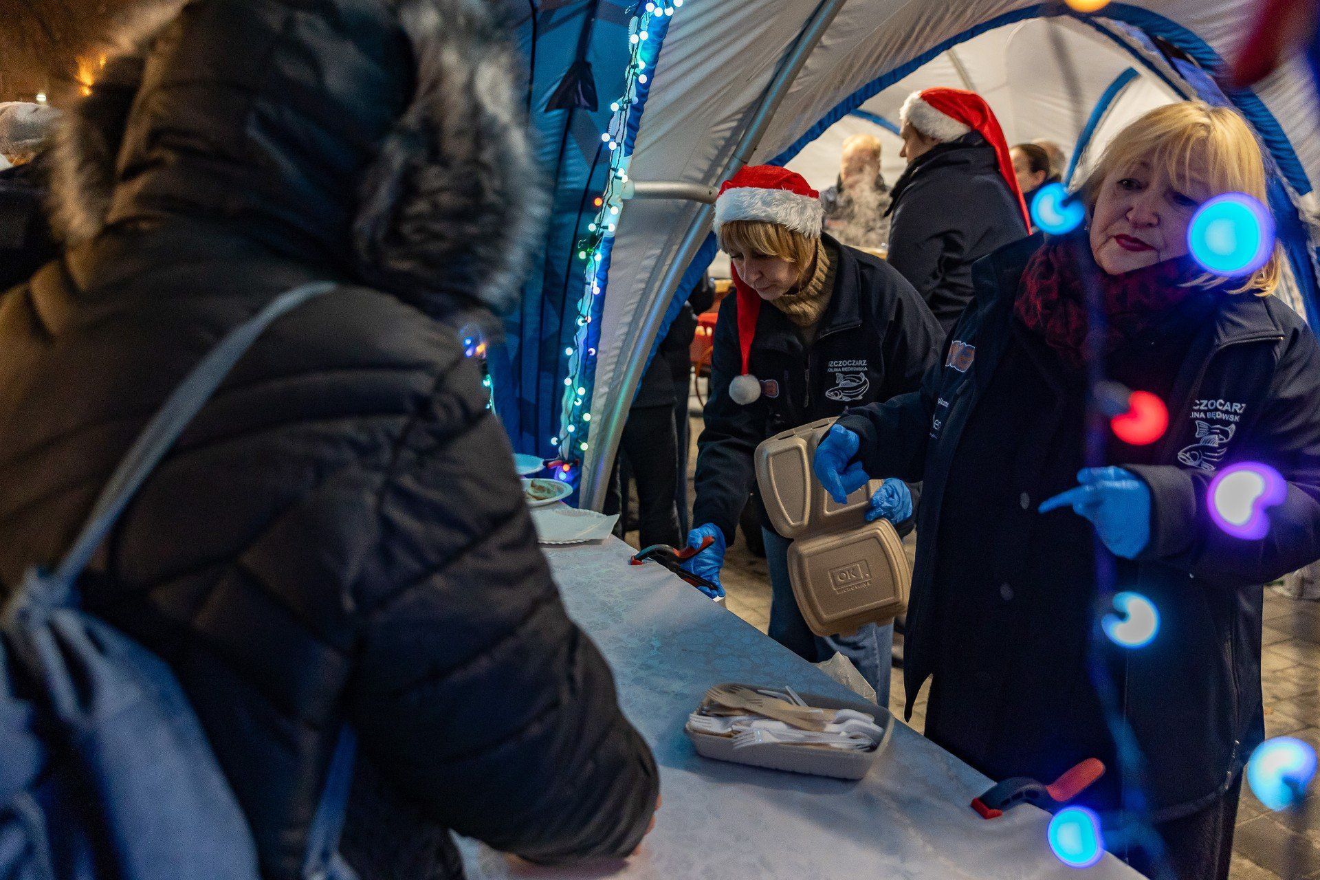 Ruszyła ulubiona akcja krakowian. &#34;Przedświąteczny karp&#34; rozdawany był pod NCK