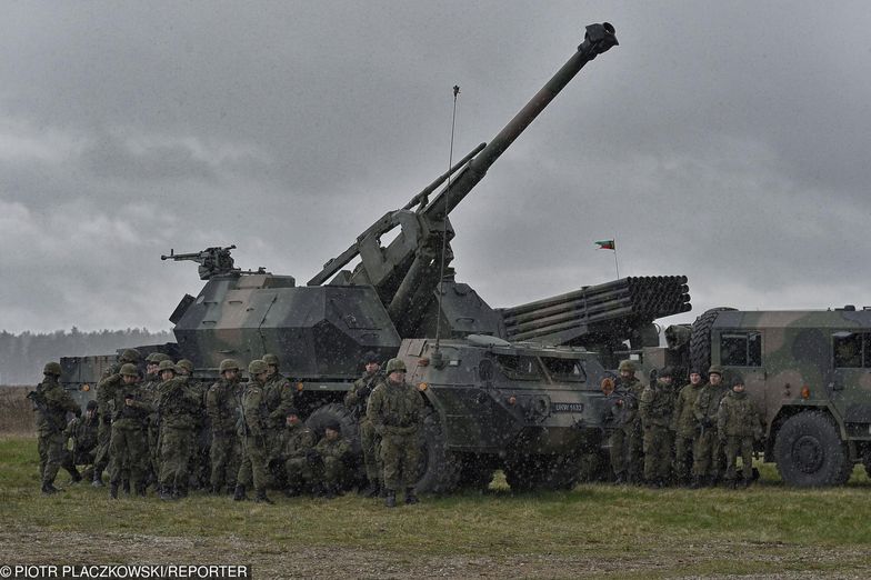 Huta Stalowa Wola S.A. realizuje właśnie wielkie zamówienie na 96 samobieżnych dział 155 mm Krab