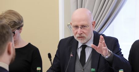 Grom Group zabezpiecza KRRiT i Świrskiego. To firma ochroniarska Kaczyńskiego