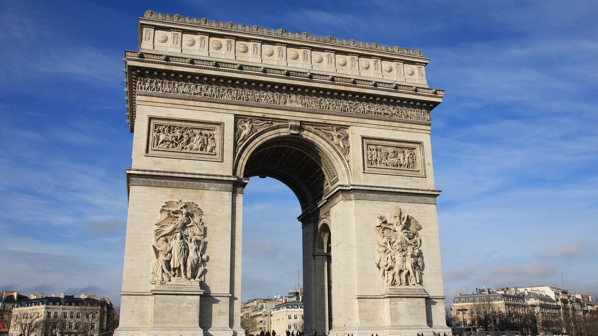 Łuk Triumfalny w Paryżu