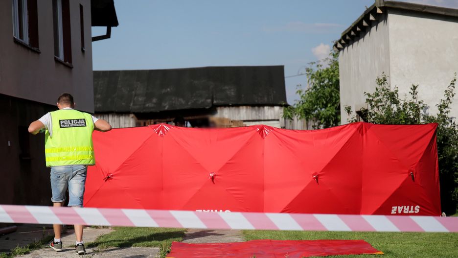 Łódzkie: Zarzuty dla mężczyzny, który zaatakował 16-latkę nożem. Odmówił składania wyjaśnień 