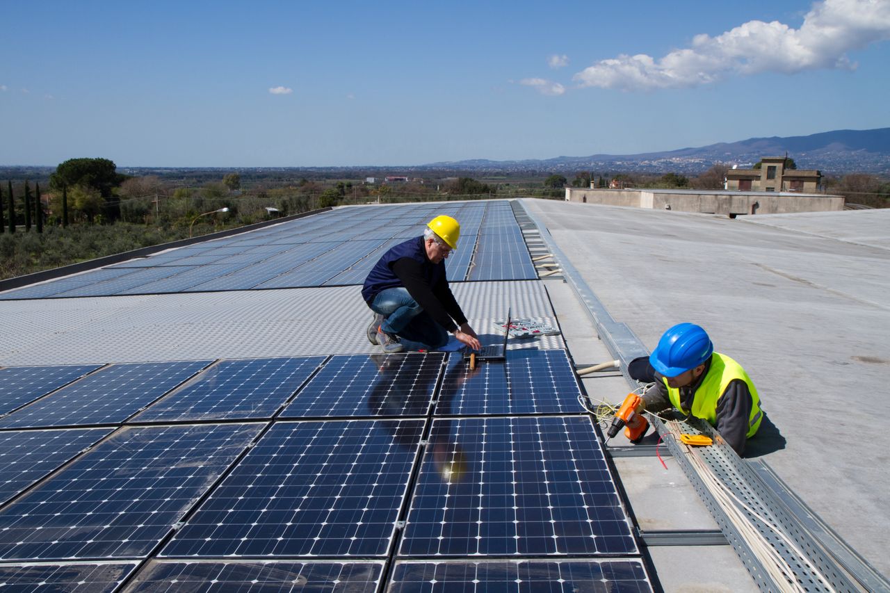 Zmiany w fotowoltaice. Rząd: prosumenci zyskają. Padły kwoty