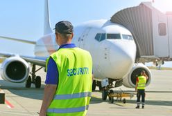 Pilot zgubił tablet, pasażerowie uwięzieni w samolocie. Wściekłość na warszawskim lotnisku