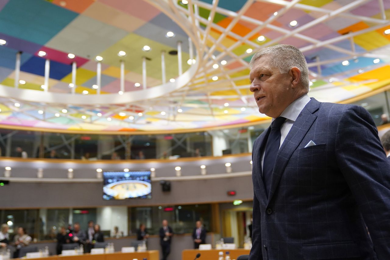 Slovak PM Fico claims coup threat, vows EU aid veto