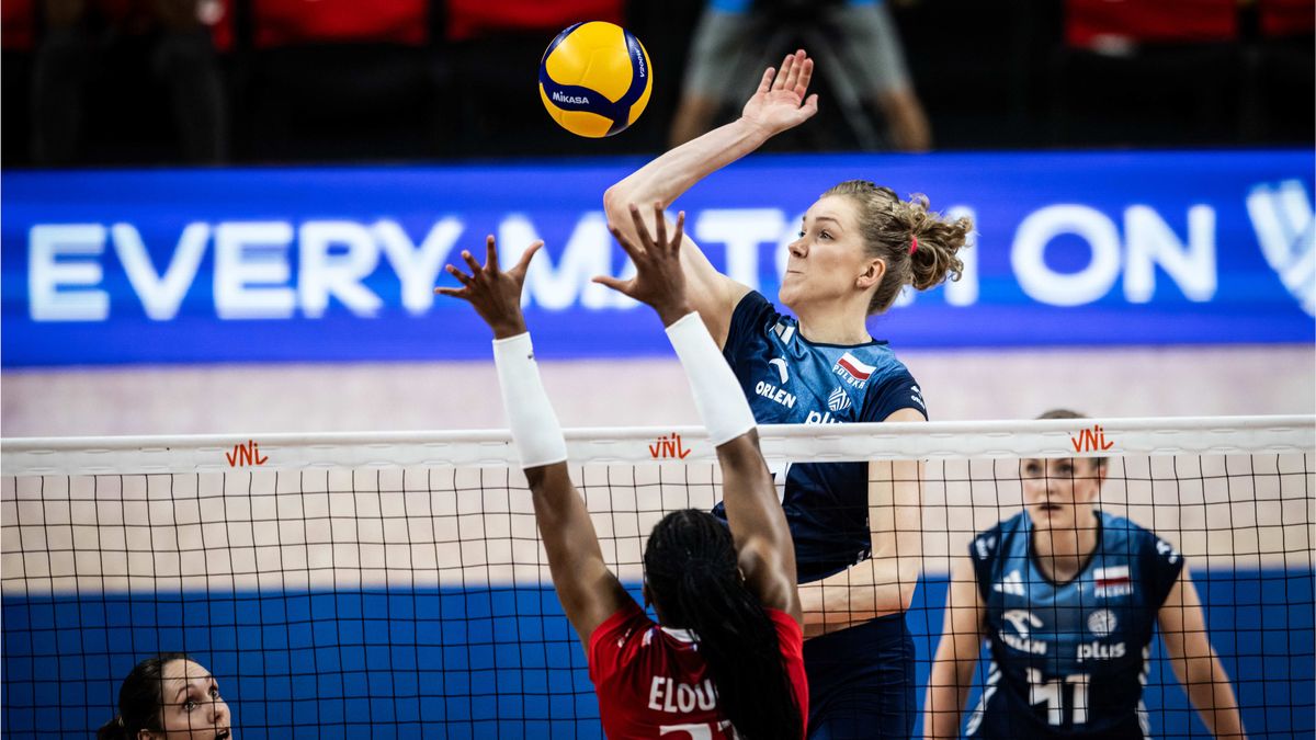 Zdjęcie okładkowe artykułu: Materiały prasowe / FIVB / Na zdjęciu: Agnieszka Korneluk w ataku