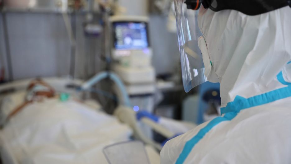 Najnowsze badania potwierdzają, że COVID-19 powoduje poważne objawy neurologiczne