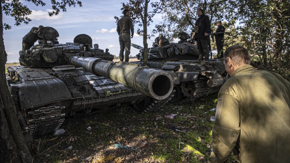 KHERSON, UKRAINE - OCTOBER 07: A view of the village, located in the border of the Kherson region where the control was again taken by the Ukrainian forces, as Ukrainian soldiers patrol around the site amid Ukraine's counterattack against Russian forces in the southern Kherson region, heavy clashes continue between the two sides in Kherson city, located in Kherson Oblast, Ukraine on October 07, 2022. Ukrainian forces retook 29 settlements in Kherson on an area of 400 square kilometers (about 155 square miles) on Oct. 1-6 as the counter offensive launched on Aug. 29 continues, according to information provided by officials. (Photo by Metin Aktas/Anadolu Agency via Getty Images)