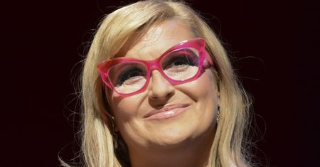 Katarzyna Skrzynecka pokazała zdjęcie bez i w makijażu. Naturalność jej służy