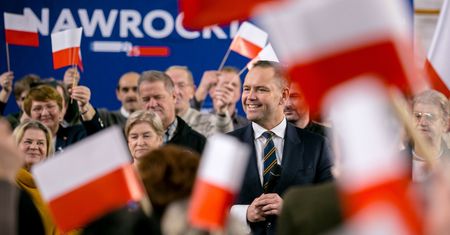 TV Republika nie transmitowała wiecu Nawrockiego. Widzom pokazano innego kandydata