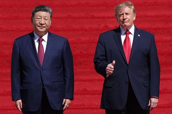 Trump robi interes z Putinem. Chiny patrzą z niepokojem